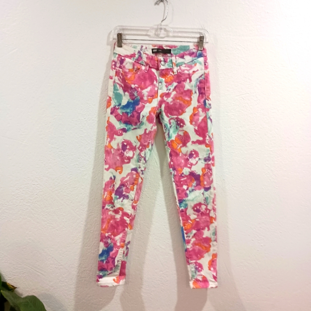 Levi's Floral Legging Jeans